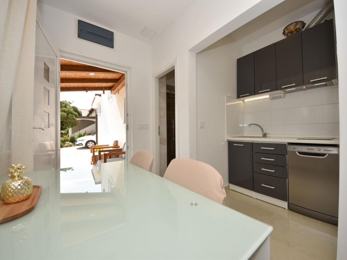 Apartment Matanovi Dvori-1 By Interhome 维尔 外观 照片